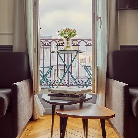 Petit Lafayette Paris