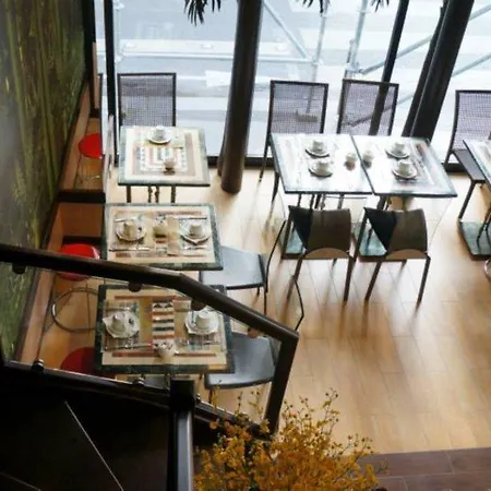 Hotell Petit Lafayette Paris