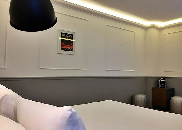 Hotel Petit Lafayette