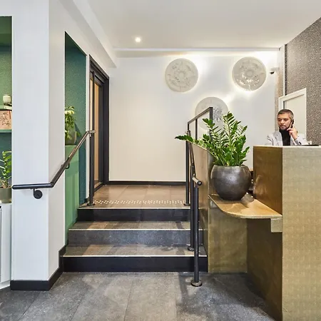 Petit Lafayette 4* باريس