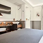Отель Petit Lafayette Париж