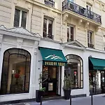 Отель Petit Lafayette
